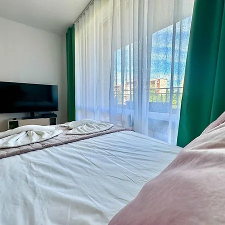 Apartment Family In Nessebar Club By Menada *